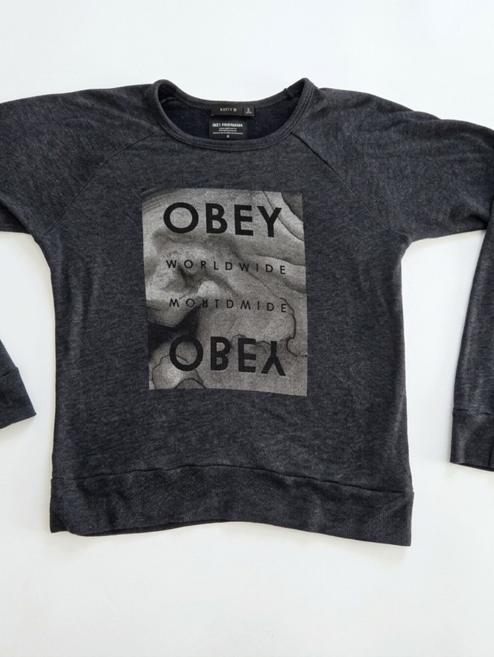 OBEY Worldwide Graphic Long Sleeve Tee Charcoal Gray Raglan Pullover Size S